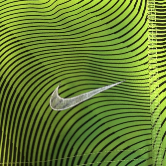 Nike Dri Fit 21” short. Lime green and black - Picture 2 of 5